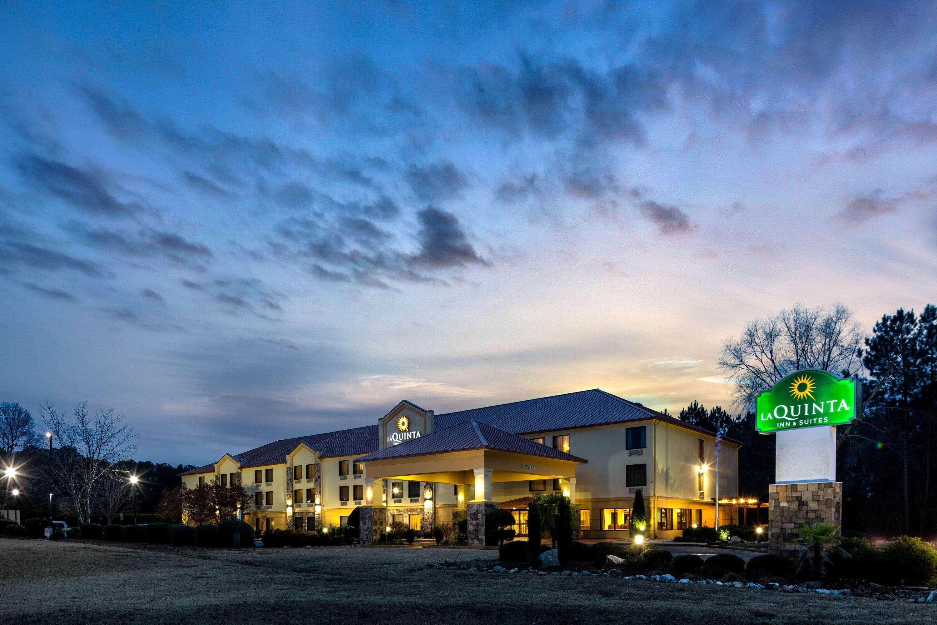 La Quinta By Wyndham Lagrange / I-85 Hotel Bagian luar foto