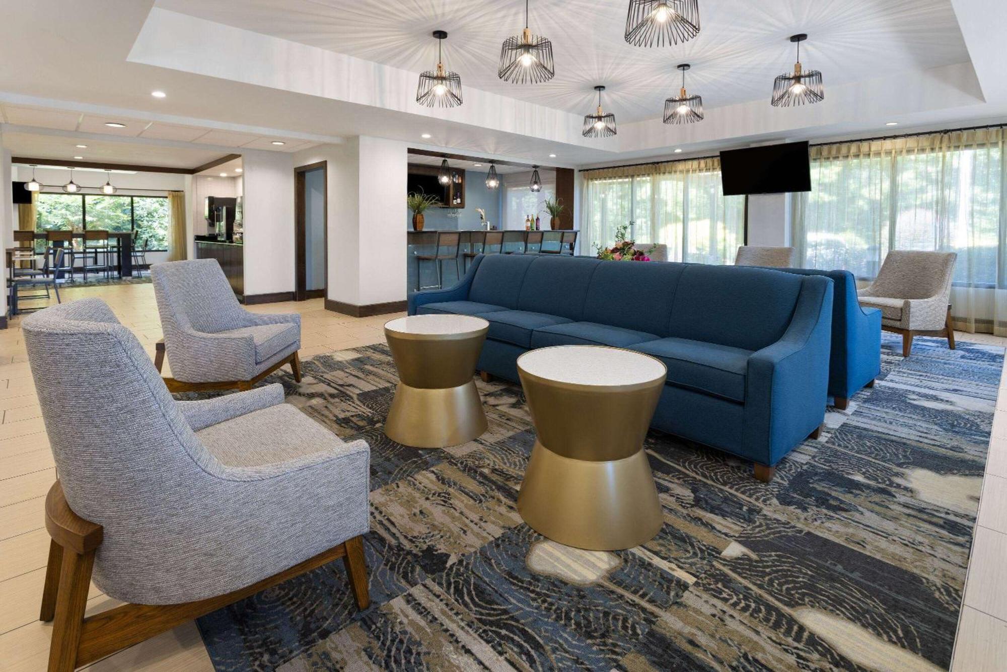 La Quinta By Wyndham Lagrange / I-85 Hotel Bagian luar foto