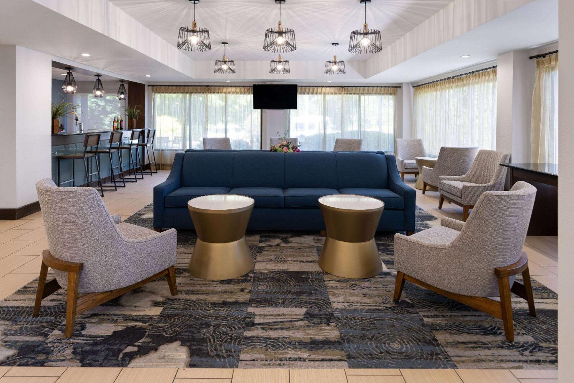 La Quinta By Wyndham Lagrange / I-85 Hotel Bagian luar foto