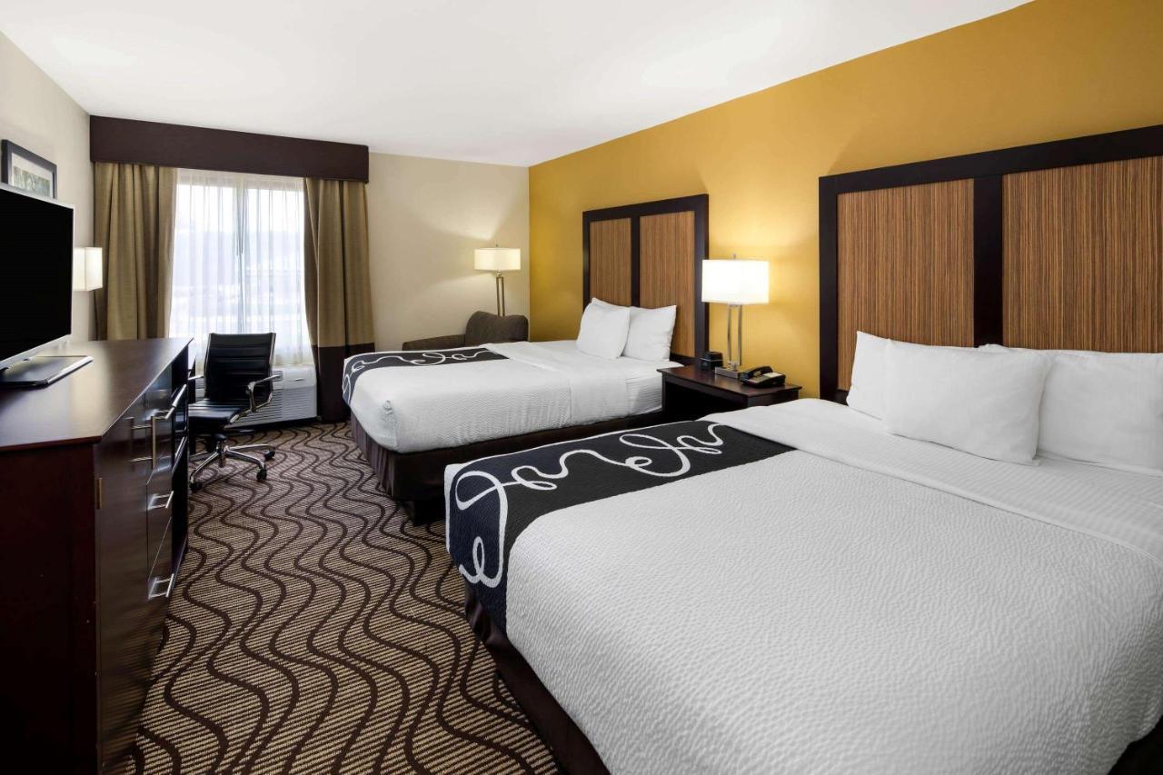 La Quinta By Wyndham Lagrange / I-85 Hotel Bagian luar foto